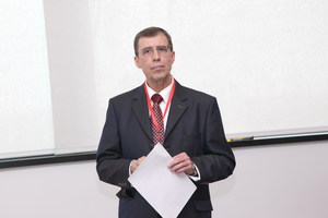 Директор УНИИФ Скорняков Сергей Николаевич