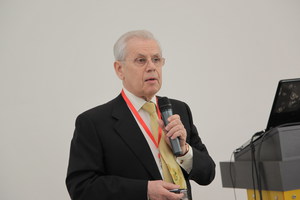 И.В.Лещенко